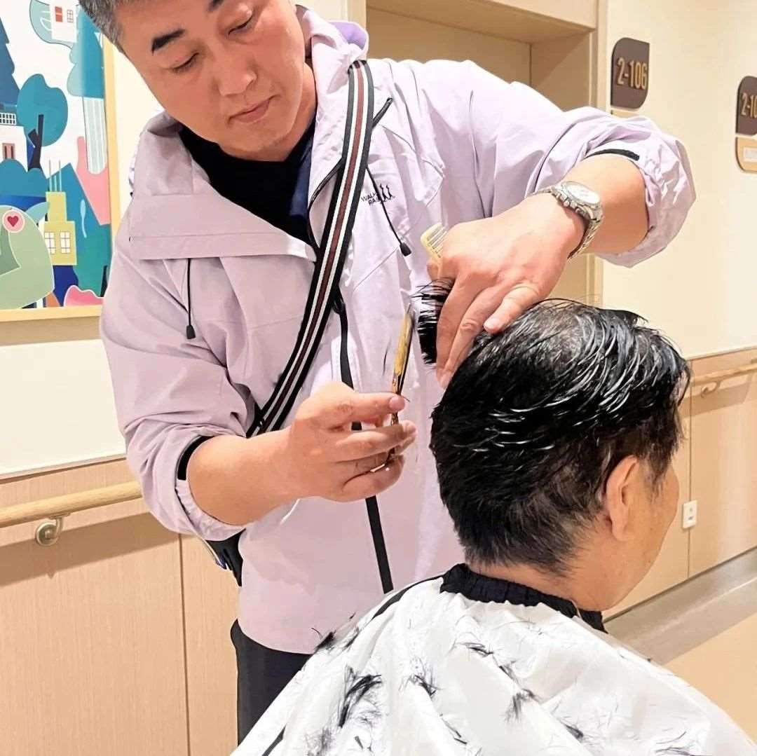 【花都公益】花都美发志愿行，五一温情暖夕阳